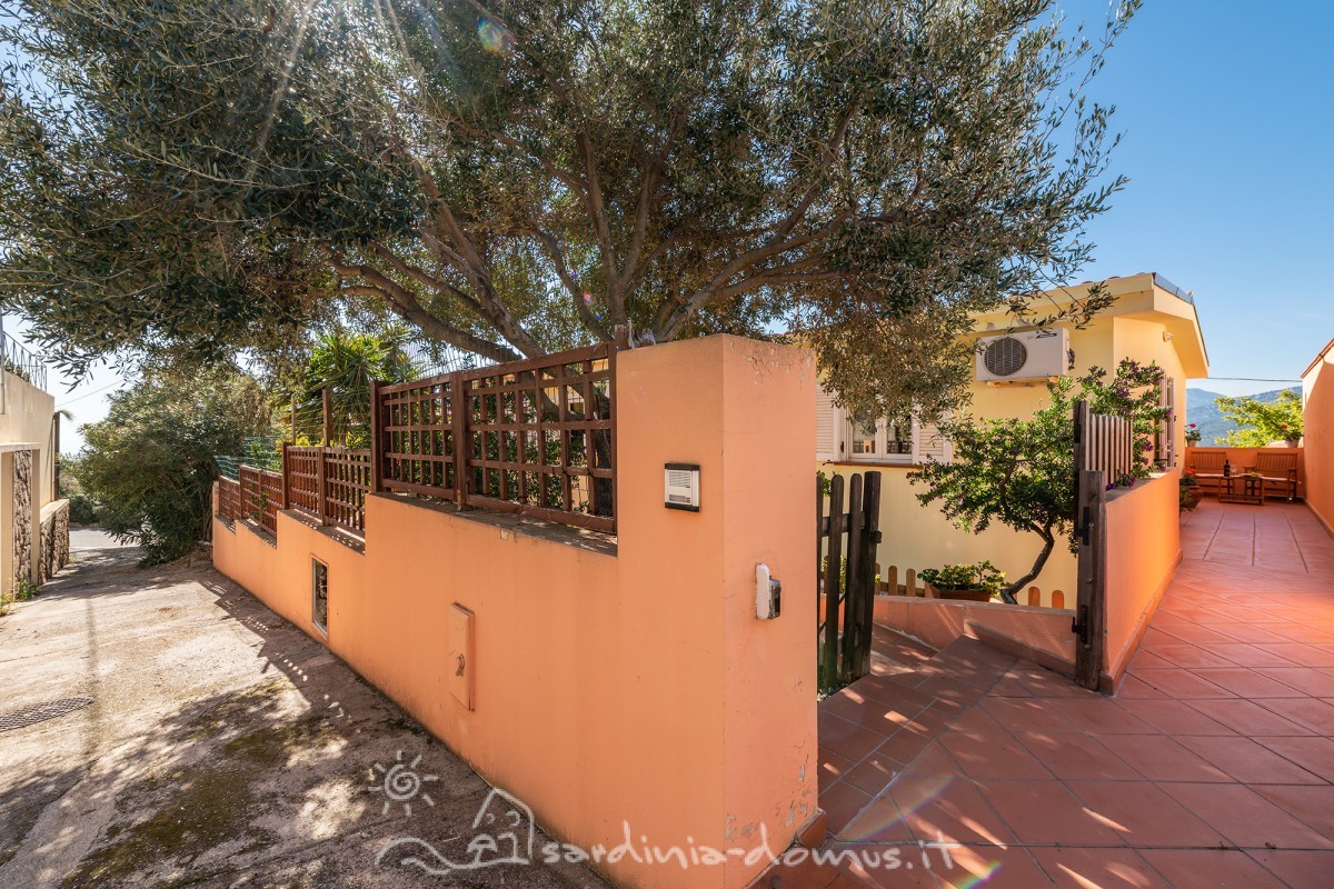Casa Vacanza Sardegna - Casa Gustui - Cala Gonone
