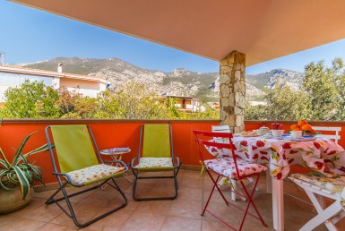 Casa Vacanza Sardegna - Casa rosa b - Cala Gonone
