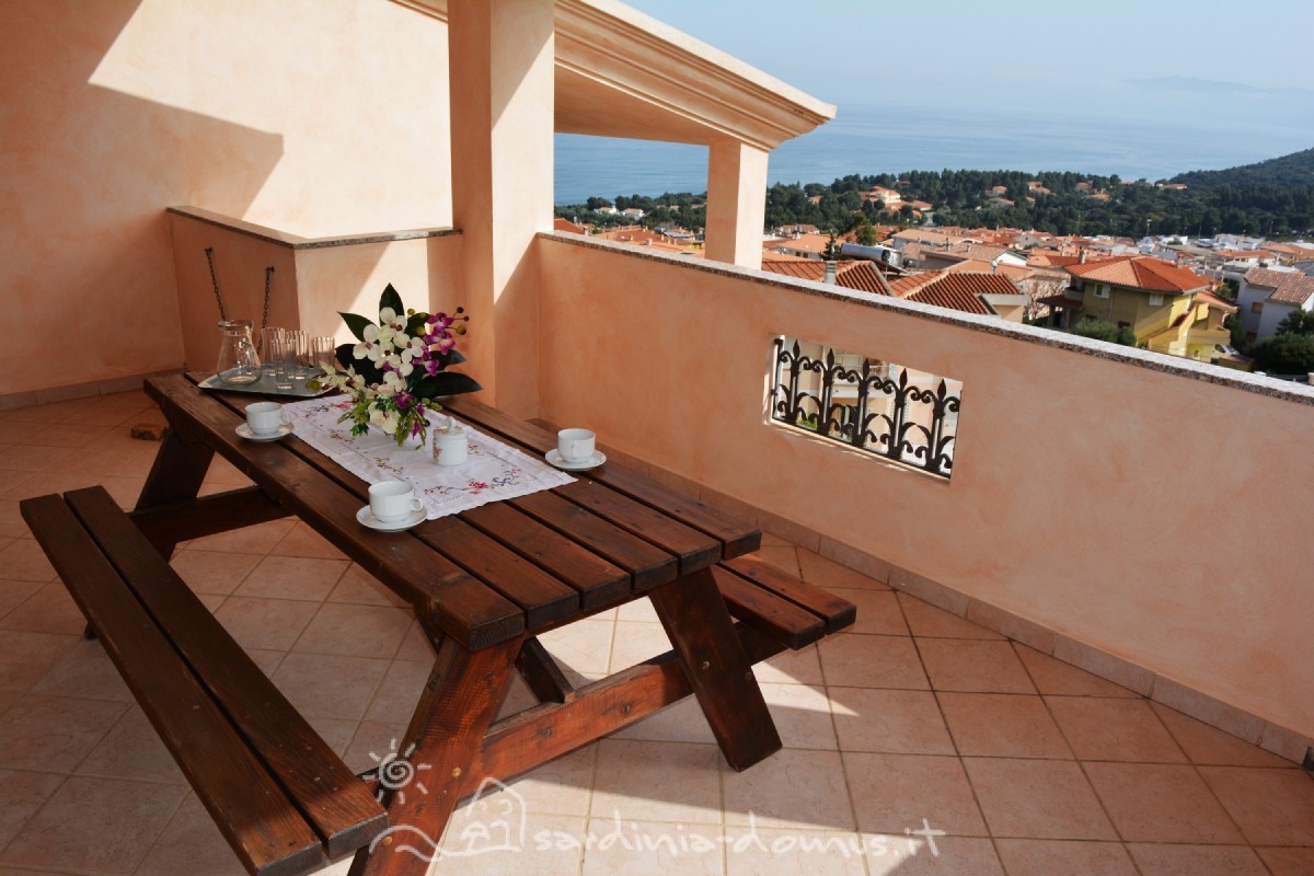 Casa Vacanza Sardegna - villa cartoe a - cala gonone