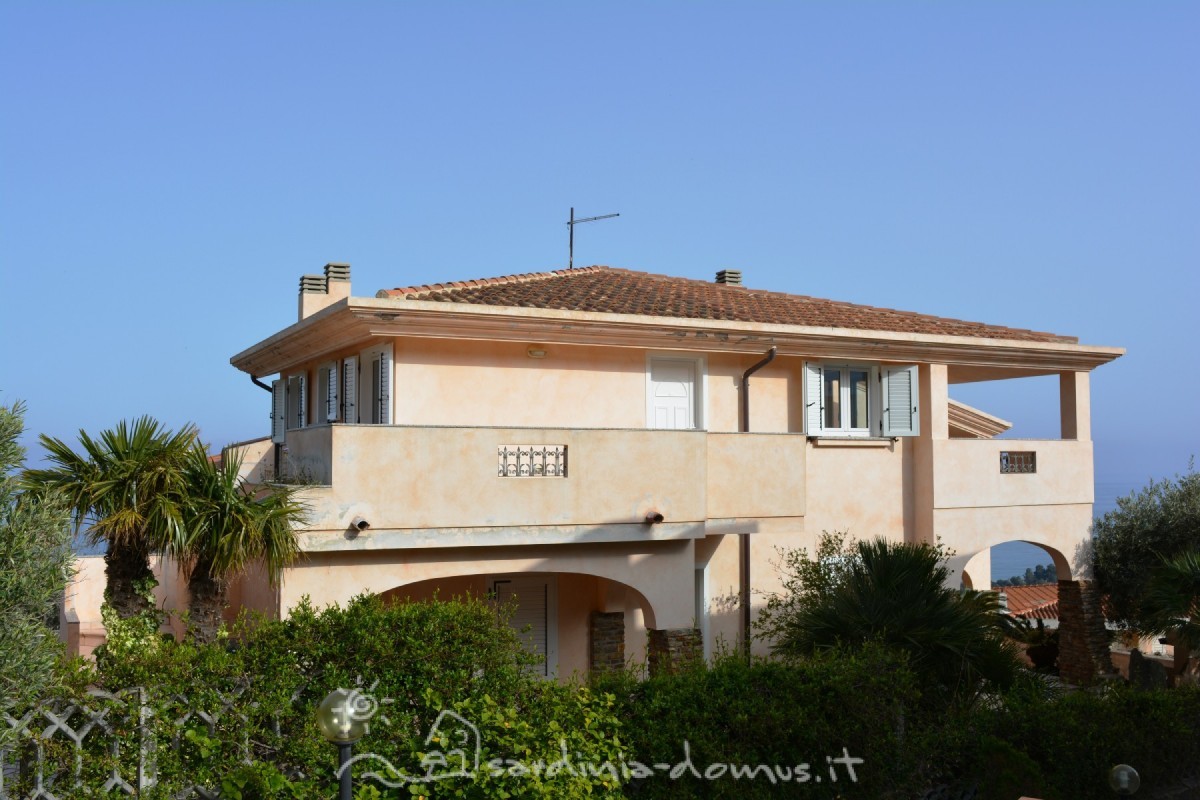 Casa Vacanza Sardegna - villa cartoe a - cala gonone
