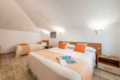 Casa-Vacanza-Sardegna-Bed-and-Breakfast-Dorgali-05