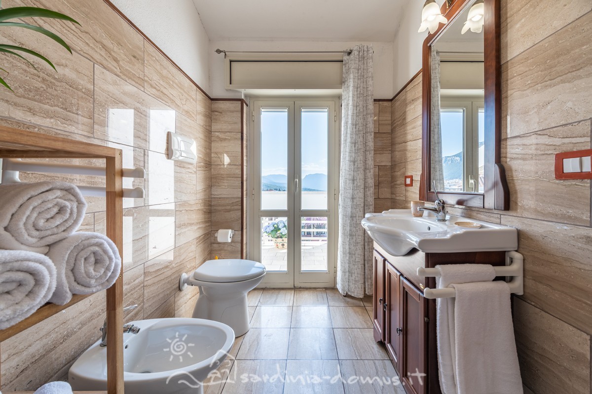 Casa-Vacanza-Sardegna-Bed-and-Breakfast-Dorgali-09