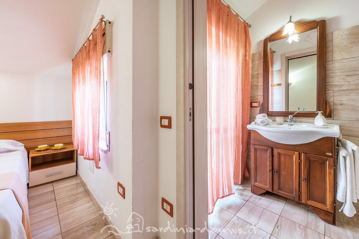 Casa-Vacanza-Sardegna-Bed-and-Breakfast-Dorgali-12