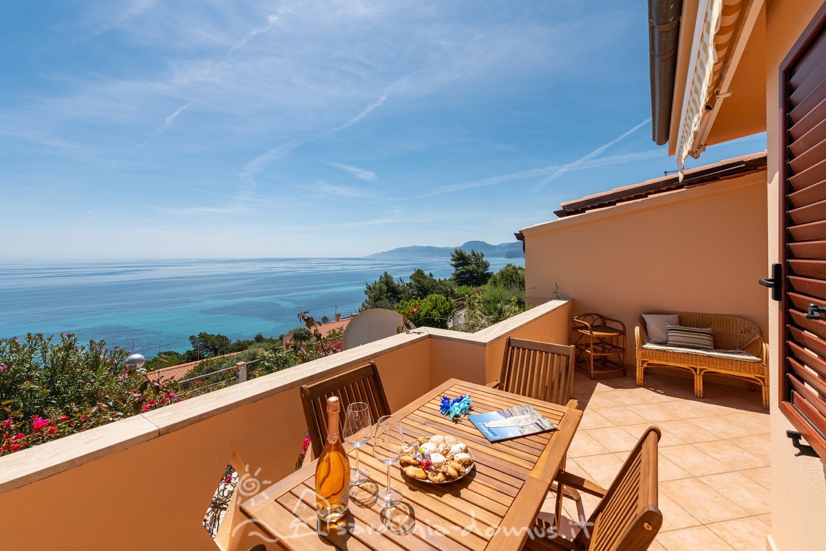 Casa-Vacanza-Sardegna-VILLETTA-SOS-DORROLES-10